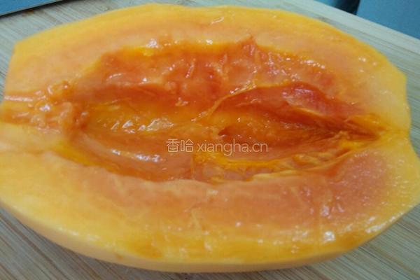 鲜浓木瓜汁的做法图解1
