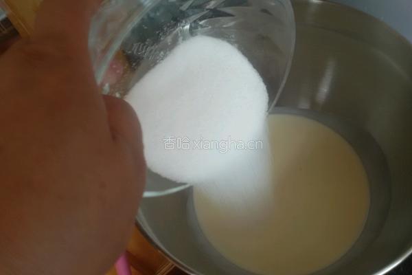 草莓慕斯的做法图解8
