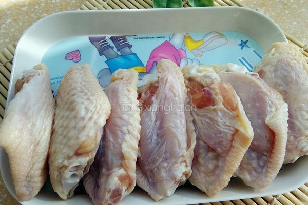 劲辣香酥鸡翅的做法图解1