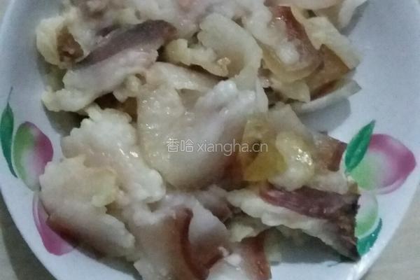 土豆片炒腊肉的做法图解1
