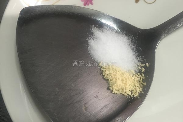 菠菜木耳的做法图解5