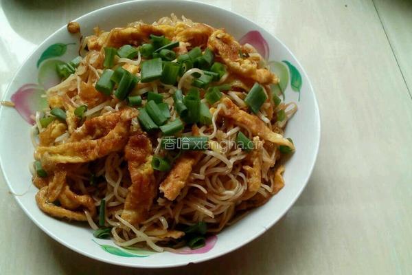 鸡蛋炒面的做法图解4