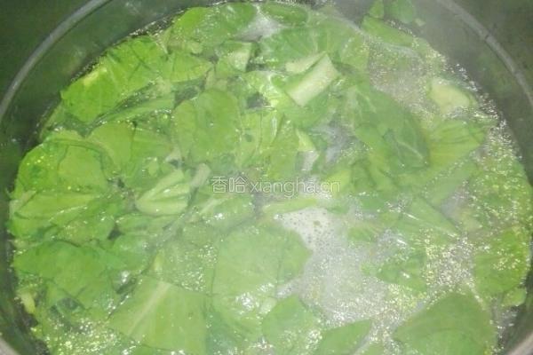 紫菜蛋花菜汤的做法图解2