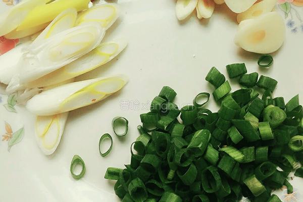 春笋肉片打卤面的做法图解3