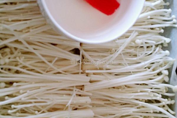 烤金针菇的做法图解3