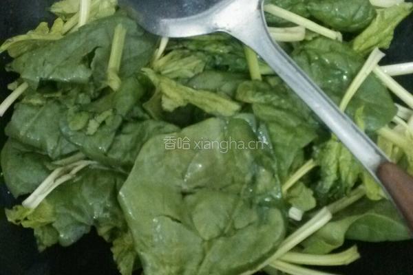 蒜香肝片炝菠菜的做法图解5