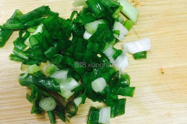 炒蚕豆的做法图解3