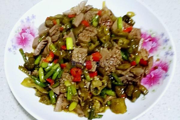 酸辣腰花