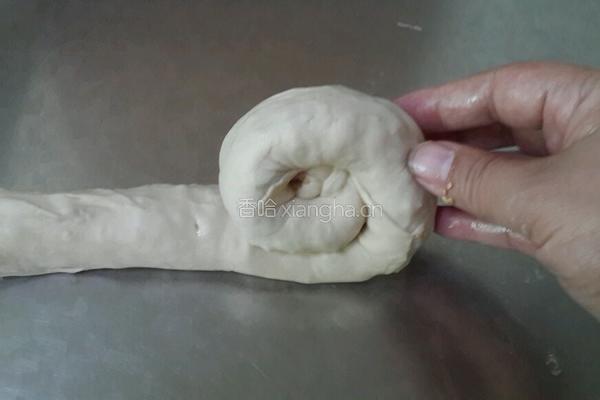 葱花芝麻千层饼的做法图解7