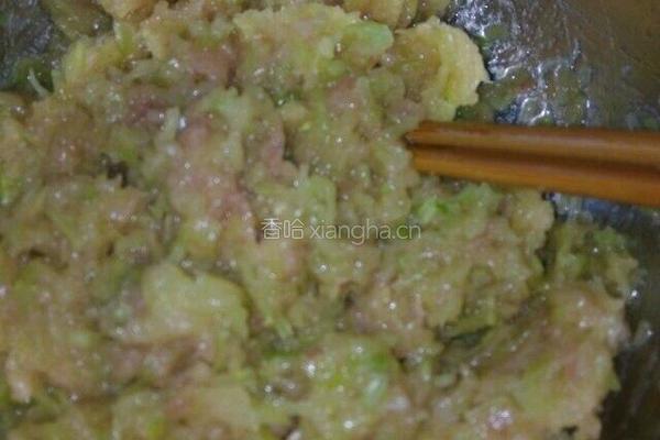 猪肉馅饼的做法图解2
