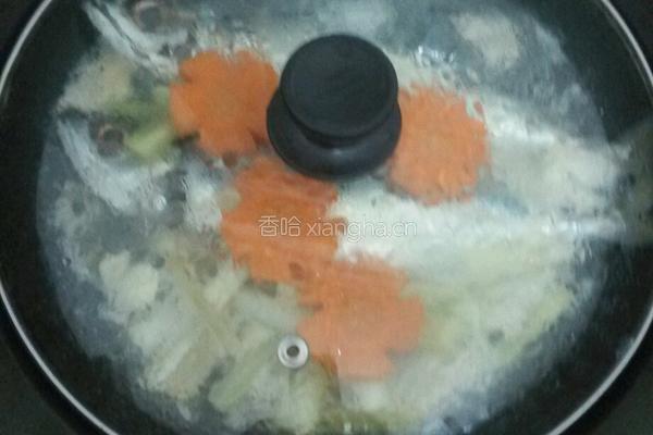 芹香海鱼的做法图解4
