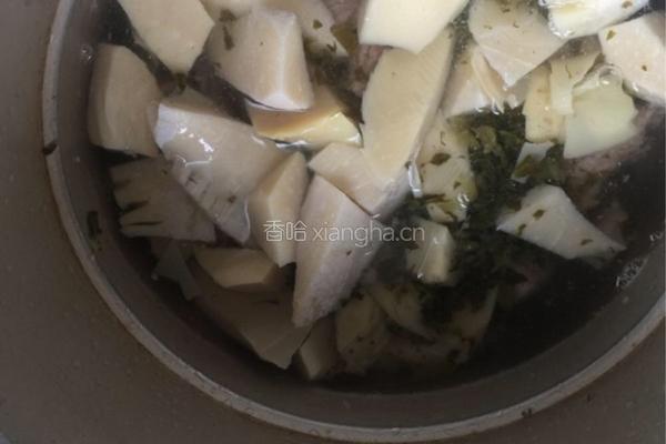 排骨炖笋雪菜的做法图解5