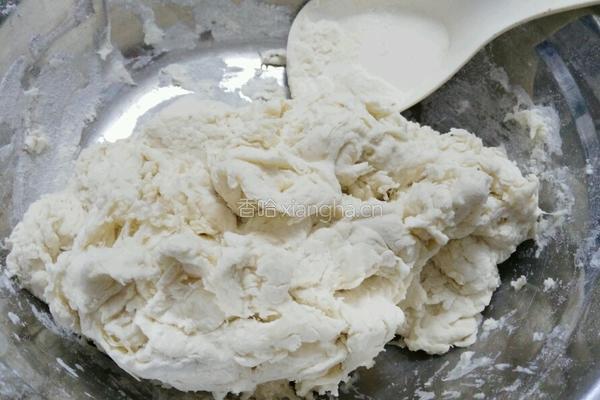 香菇笋丁肉馅饼的做法图解3