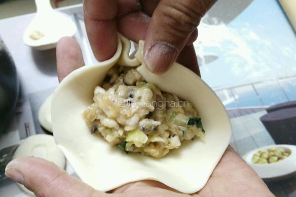 香菇笋丁肉馅饼的做法图解14