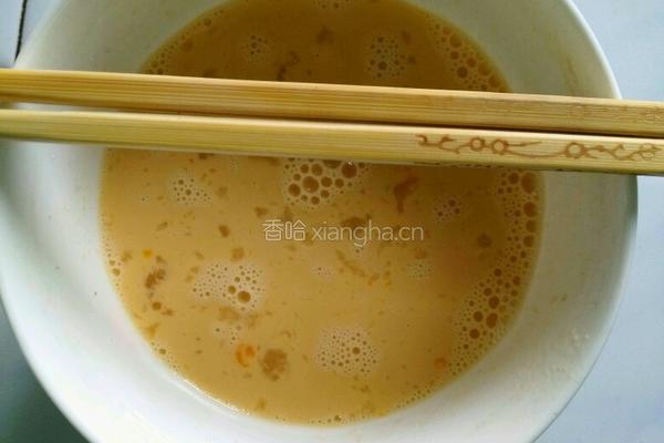 海苔胡萝卜青椒蛋菇三明治的做法图解3