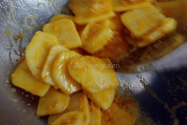 咸蛋黄焗土豆片的做法图解8