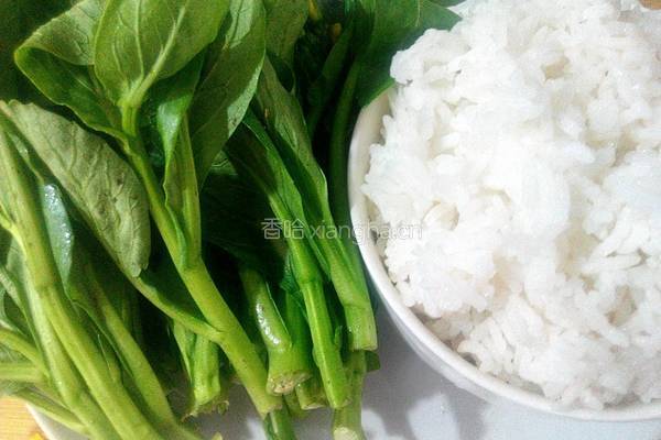 菜心炒饭的做法图解1