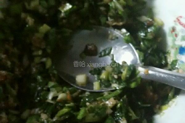 猪肉韭菜盒子的做法图解4
