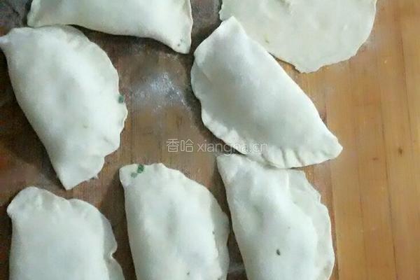 猪肉韭菜盒子的做法图解9