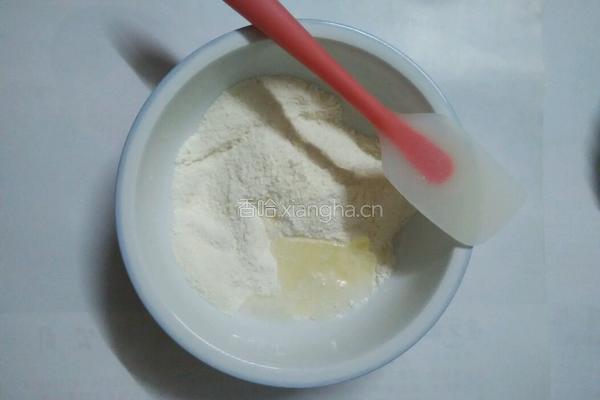 蛋白椰丝球的做法图解3