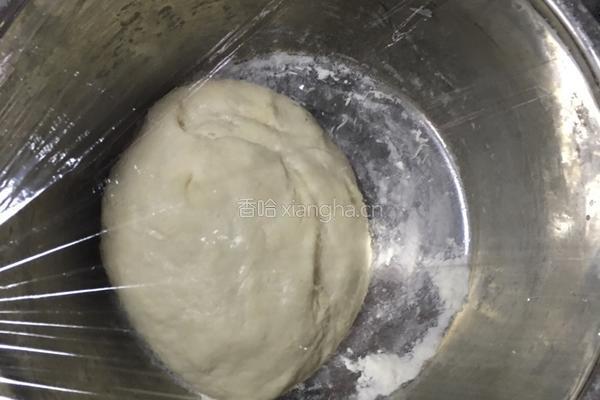 鸡油葱花薄饼的做法图解1