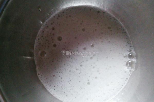电饭锅版蛋糕的做法图解4
