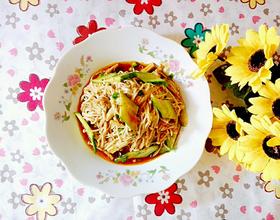 黄瓜拌金针菇[图]