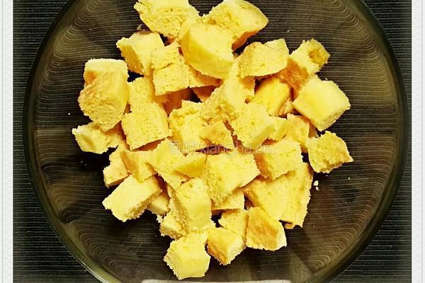 鸡蛋煎玉米饼的做法图解1