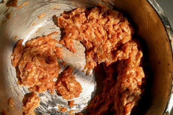 玉米肉馅蒸饺的做法图解3