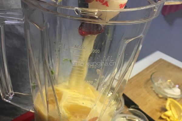 牛油果香橙奶昔的做法图解4