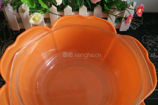 奶油生日蛋糕的做法图解2