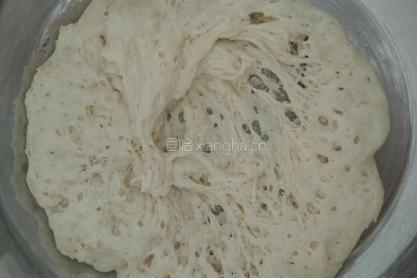 松软黑芝麻饼的做法图解2