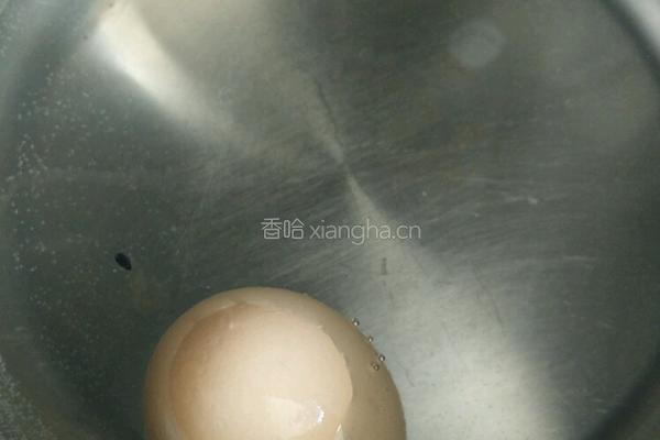 鸡蛋番茄肉沫拌面的做法图解1