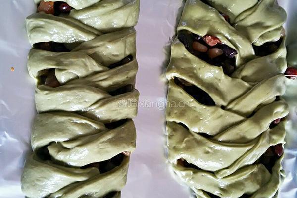 绿茶蜜豆面包的做法图解5