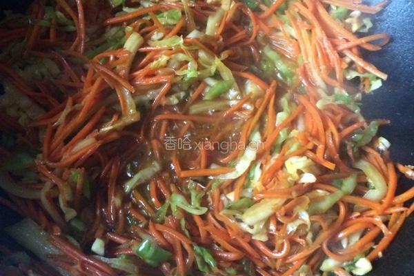 蒜香胡萝卜拌面的做法图解7