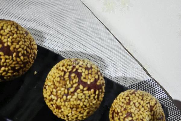 豆沙紫薯麻球的做法图解7