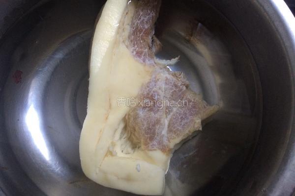 野芹炒腊肉的做法图解3
