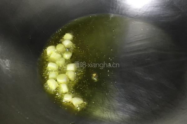 三文鱼炒饭的做法图解5