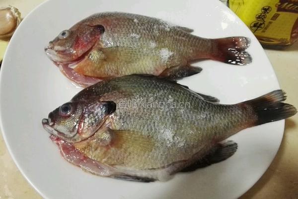 清蒸太阳鱼的做法图解2