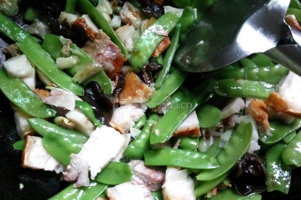 烧肉炒兰豆的做法图解5