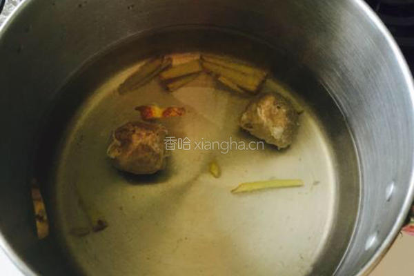 牛肉清汤面的做法图解3