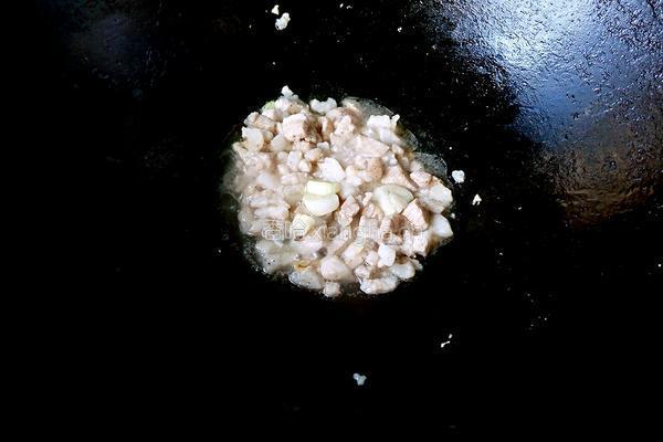 口蘑肉丁西红柿酱的做法图解5