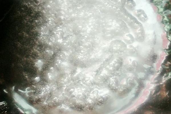 糖汁水果沙拉的做法图解1