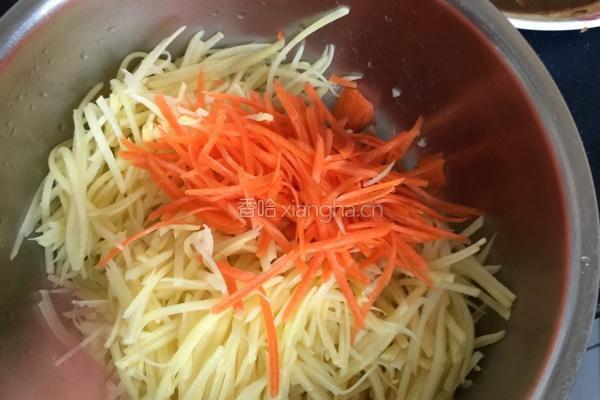 炝土豆丝的做法图解1