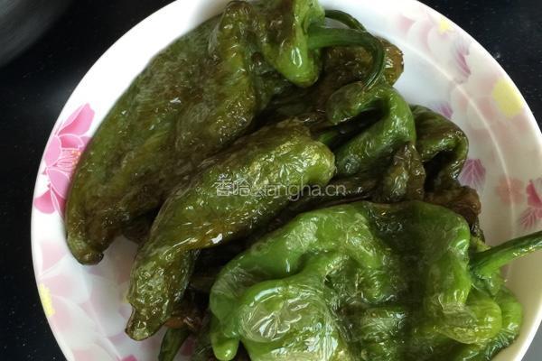 地三鲜（同油焖尖椒一个做法）的做法图解3