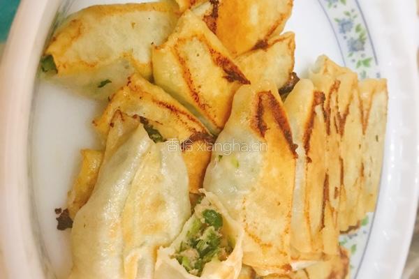 小白菜猪肉锅贴的做法图解10