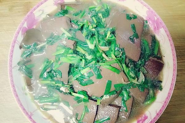 韭菜炒鸭血的做法图解6