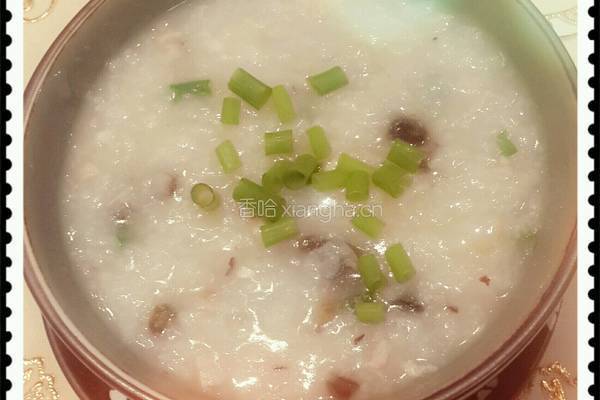 香菇皮蛋瘦肉粥的做法图解7