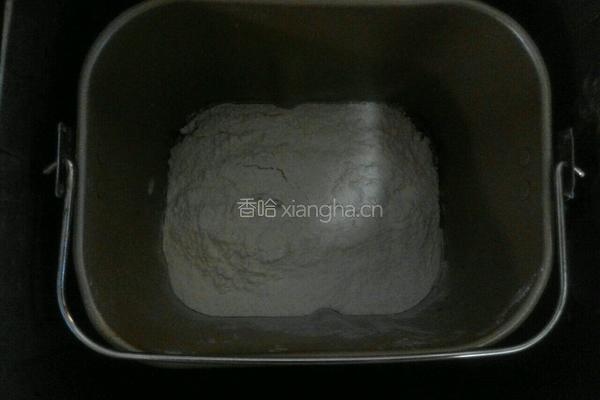比萨面饼的做法图解2