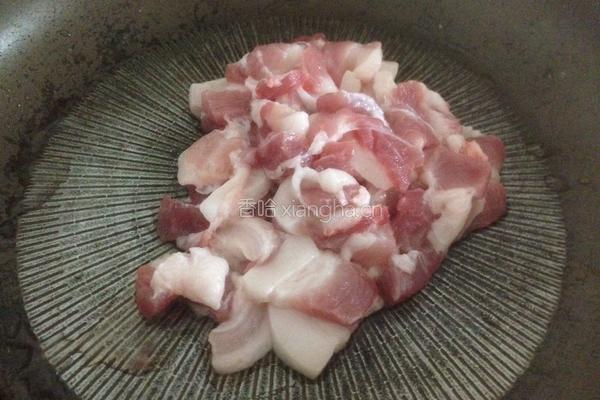 土豆焖饭的做法图解1